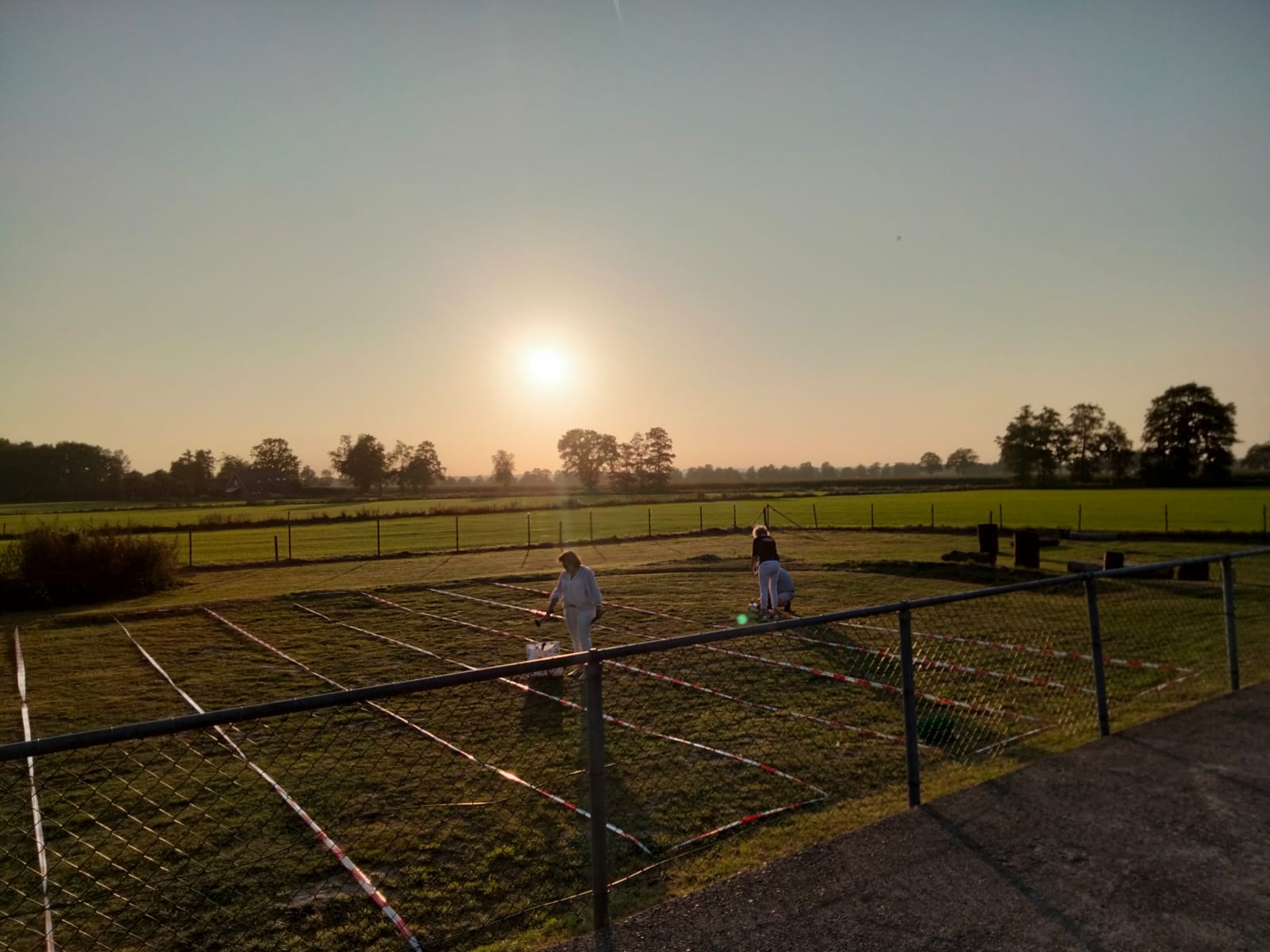 Zonsopgang boven de weilanden bij Rijssen, september 2021